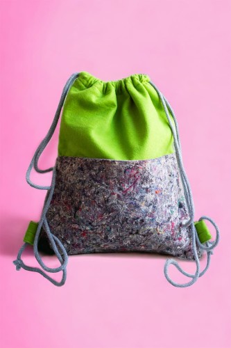 Zielony filcowy workoplecak