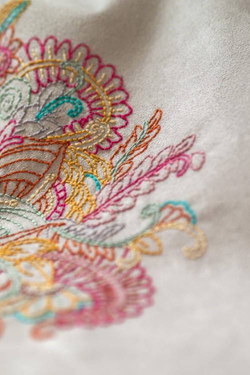 Jasnoszara shopperka z kolorowym haftem