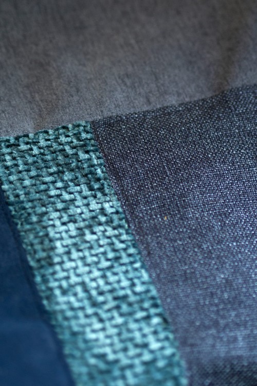 Granatowy plecak kurierski